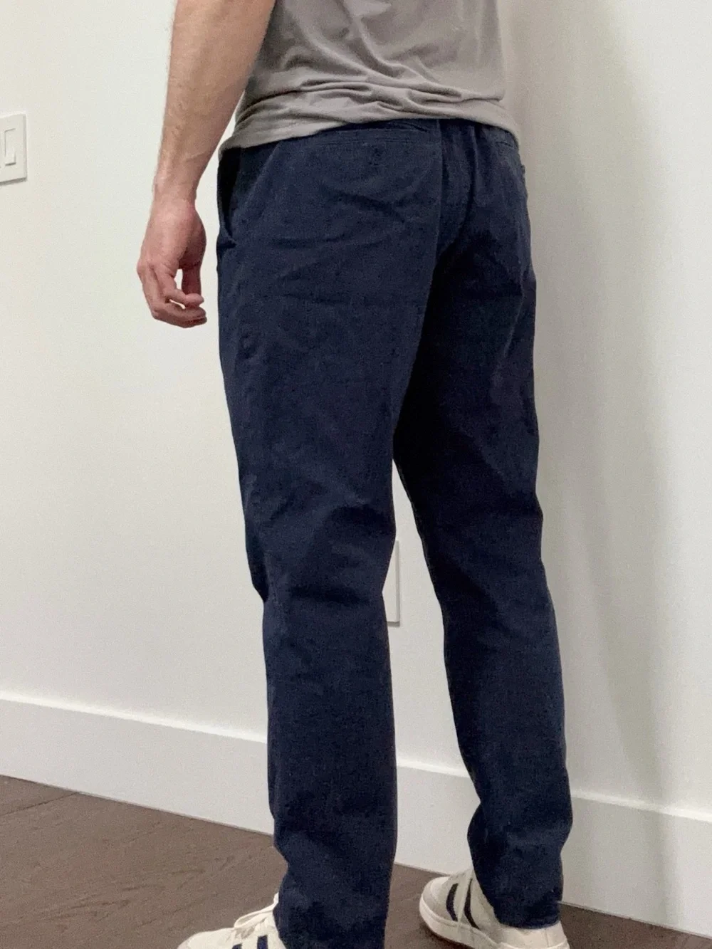 J. Crew Men’s Dock Chino Pant Size Medium